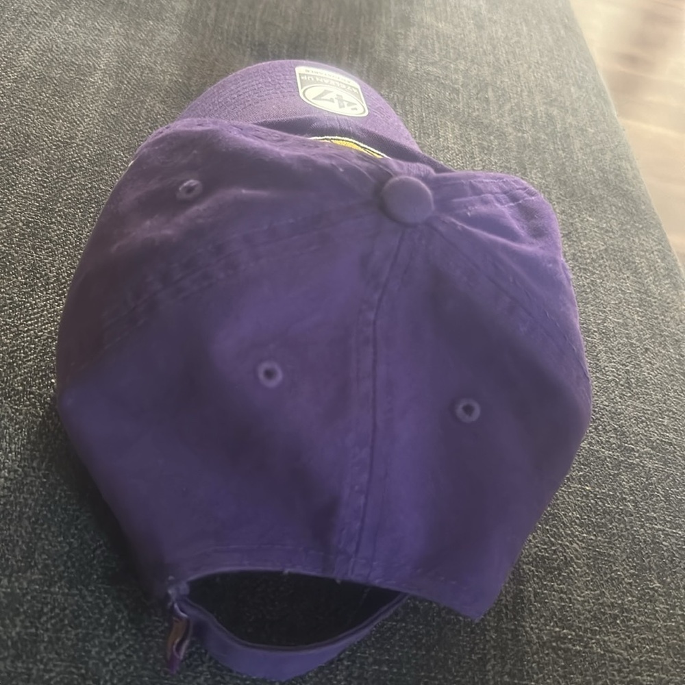 47 Brand Lakers hat - Picture 2 of 2